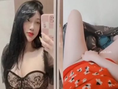 Clip Sex Thu Hiền 2k3 girl xinh dâm tự sướng thích quá